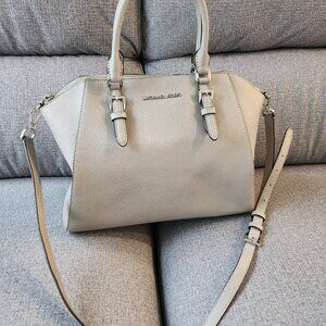 Michael Kors Purse- taupe